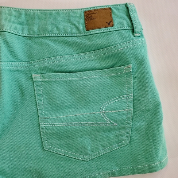 🟢2315 * American Eagle Outfitters Stretch Shorts Green Size 12 AEO - Picture 6 of 9